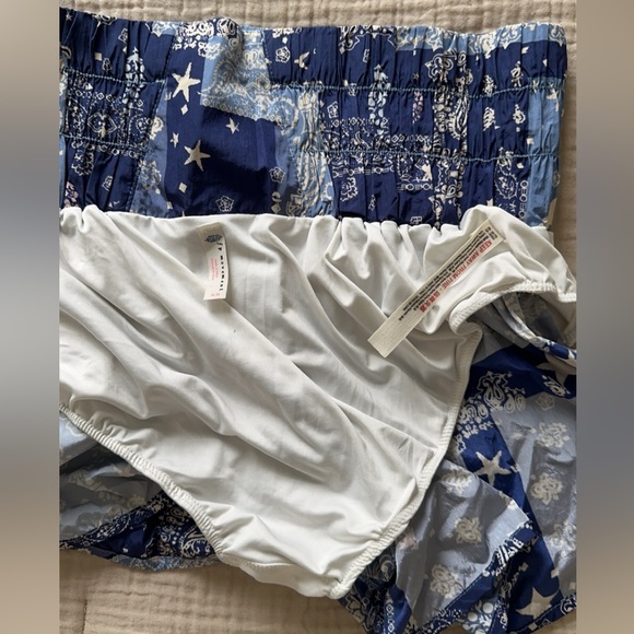 FP Movement The Way Home printed shorts M buti bandana print - Picture 10 of 13